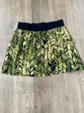 Apt 9 green and black skirt